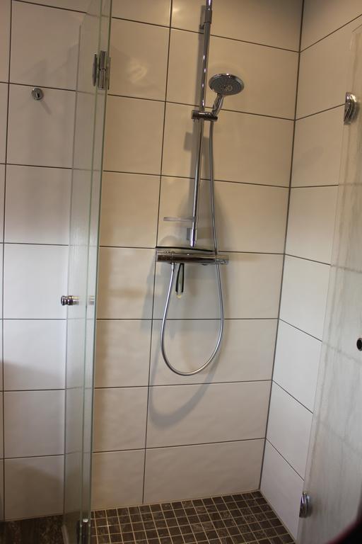 Gastehaus Anton Hotel Oberursel Esterno foto